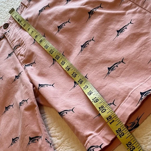 Hudson & Barrow Shorts Flat Front Swordfish Print Men's 34 Pink Cotton Beach - Picture 8 of 14